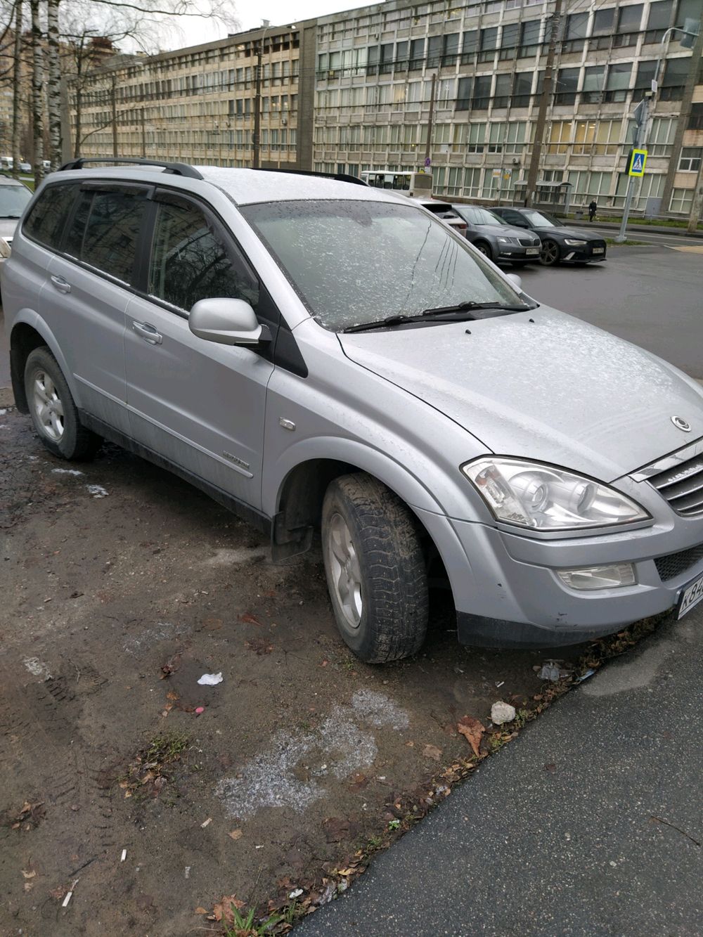 Автомобиль саньенг кайрон