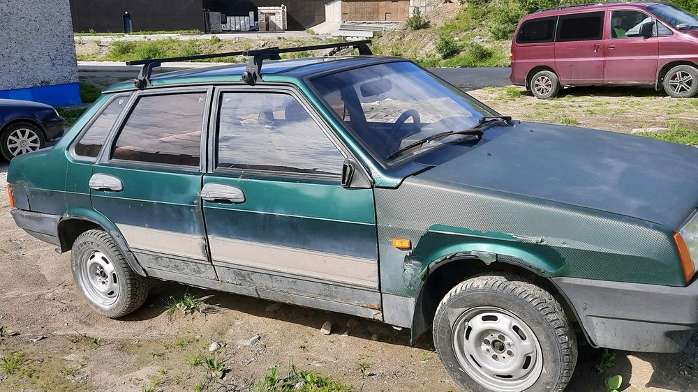 Lada ваз 21099