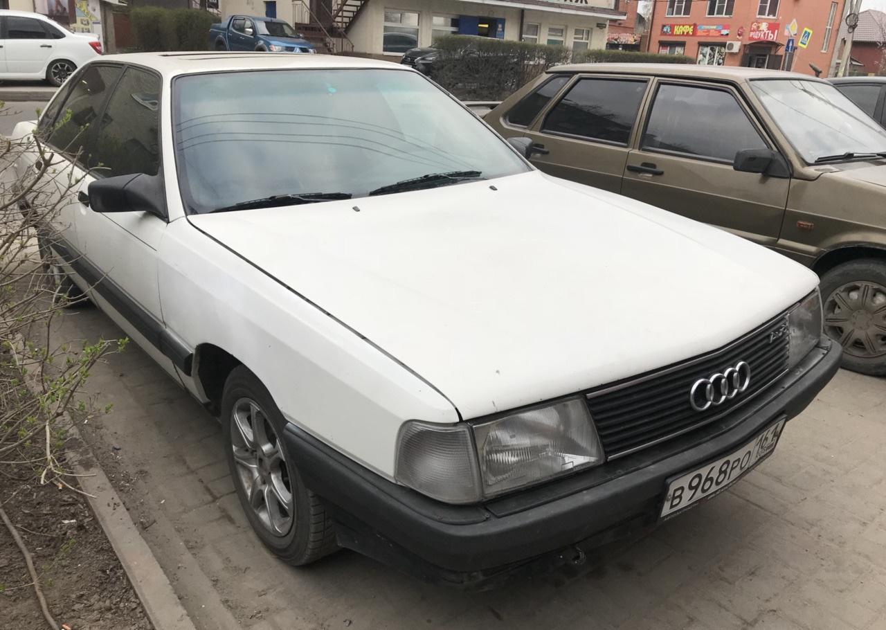 Обзор автомобиля Ауди 100 (серия 44) Обзор автомобиля Ауди 100 (серия 44)
