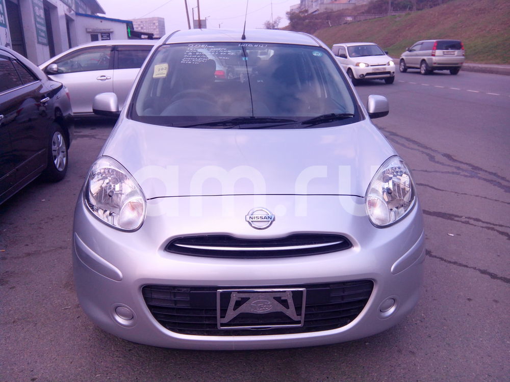 Nissan March Nissan March