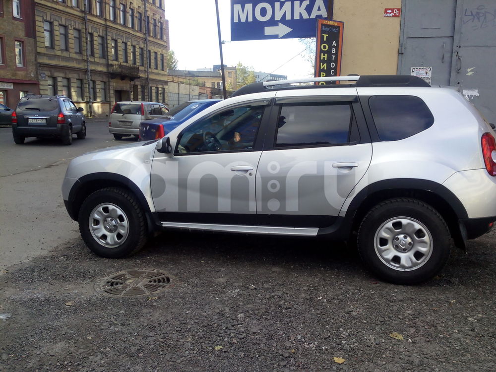 Renault Duster 1.5 dCi MT 4x4 (90 л. с.) Renault Duster 1.5 dCi MT 4x4 (90 л. с.)