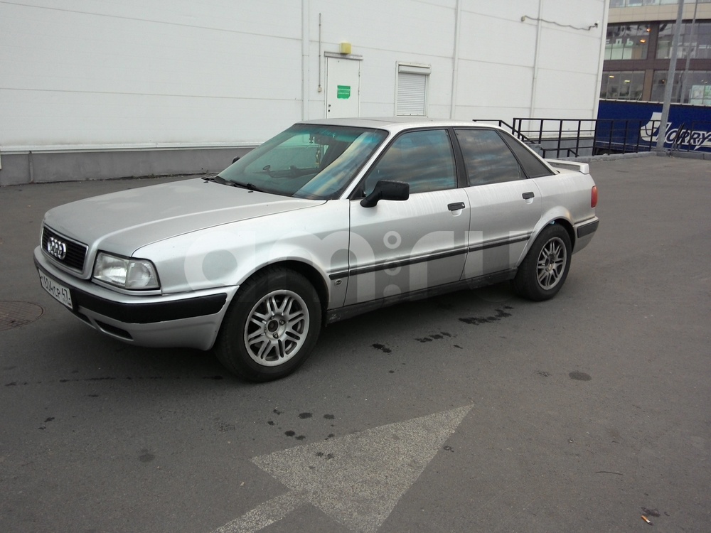 Audi 80 2.0 MT quattro (115 л. с.) Audi 80 2.0 MT quattro (115 л. с.)