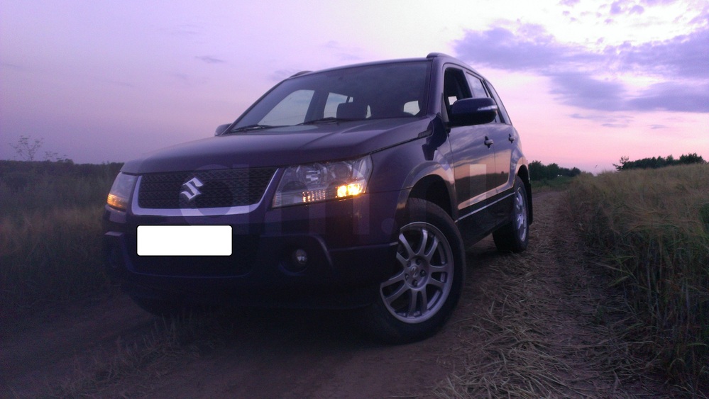 Suzuki Grand Vitara 2.0 AT (140 л. с.) Suzuki Grand Vitara 2.0 AT (140 л. с.)