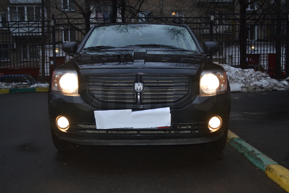 Dodge Caliber 2.0 CVT (156 л. с.) Dodge Caliber 2.0 CVT (156 л. с.)