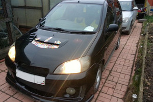 Daihatsu YRV Daihatsu YRV