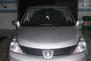 Nissan Tiida Nissan Tiida