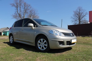 Nissan Tiida Nissan Tiida