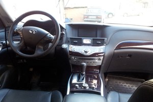 Infiniti M-Series Infiniti M-Series