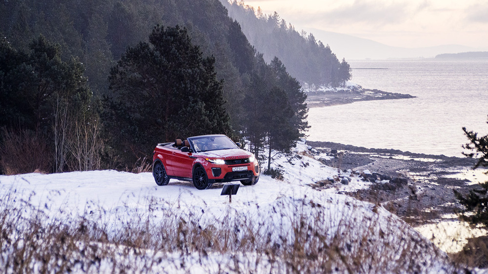 Невероятное путешествие на Север в эффектном Range Rover Evoque Convertible.